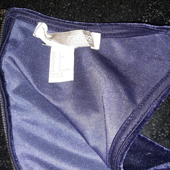 Forever 21 Crushed Velvet Small in Midnight Purple - Picture 10 of 10